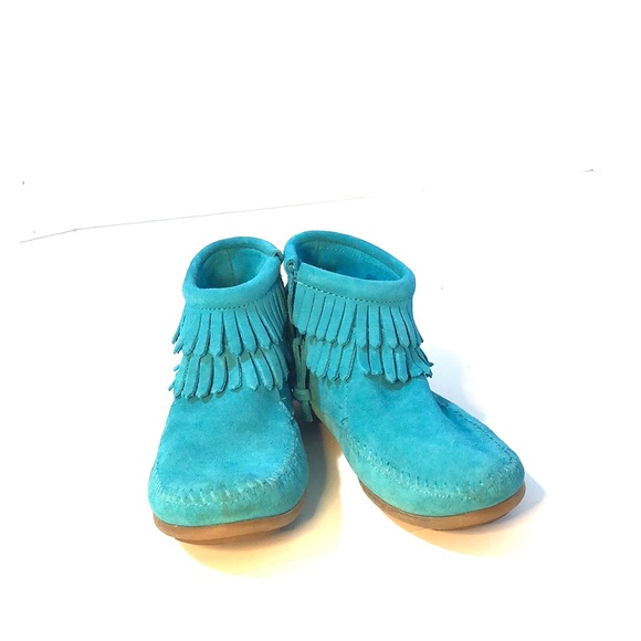 Minnetonka Double Fringe Zip Bootie - Picture 2 of 5